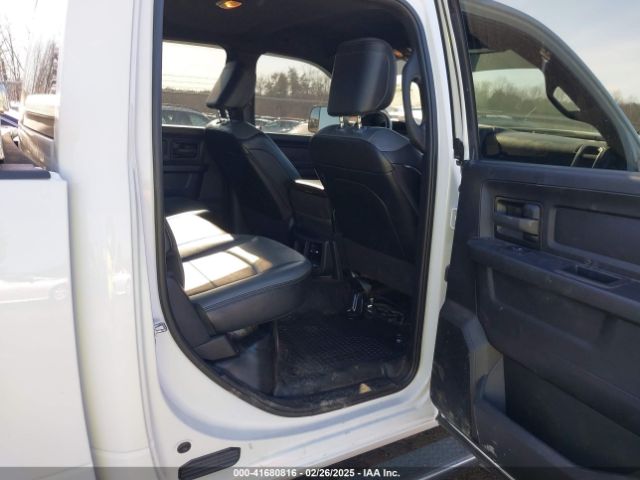 3C6UR5CJ5NG367849 RAM 2500 Tradesman  4x4 6'4 Box