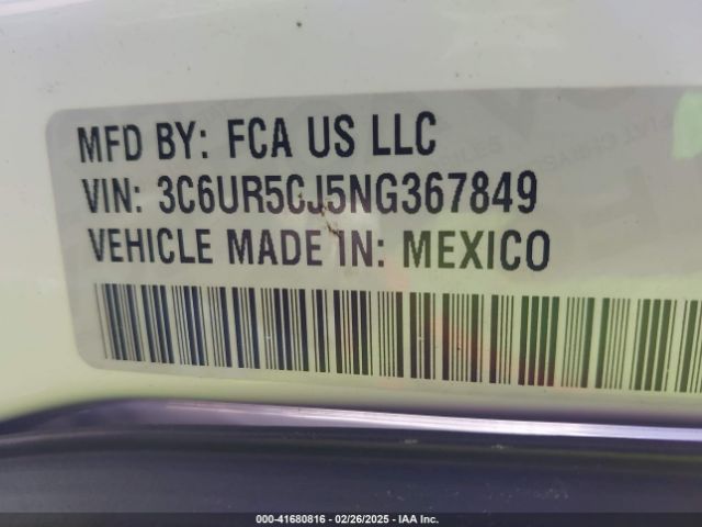 3C6UR5CJ5NG367849 RAM 2500 Tradesman  4x4 6'4 Box