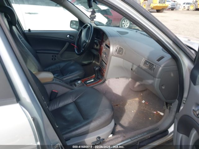 2001 SAAB 9-5 YS3EF58Z213007738 Photo 4