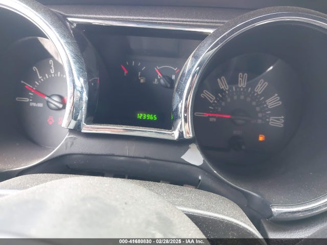 Auction sale of the 2006 Ford Mustang V6, vin: 1ZVFT80N665237807, lot number: 41680830