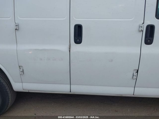 1GCWGAFFXH1129327 Chevrolet Express 2500 Work Van