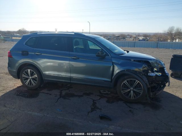 3VV3B7AXXJM088230 Volkswagen Tiguan 2.0t Se/2.0t Sel