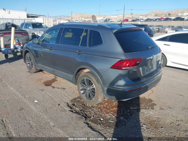 3VV3B7AXXJM088230 Volkswagen Tiguan 2.0t Se/2.0t Sel
