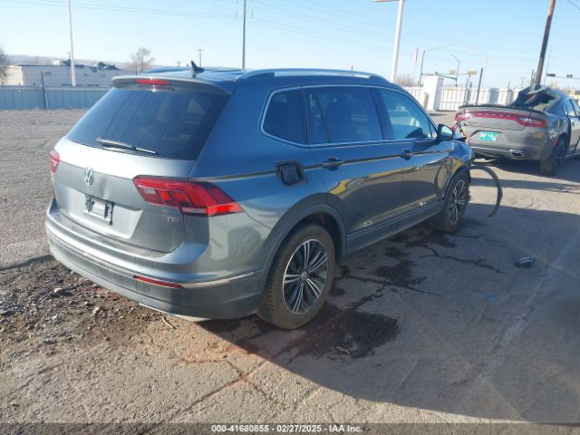 3VV3B7AXXJM088230 Volkswagen Tiguan 2.0t Se/2.0t Sel