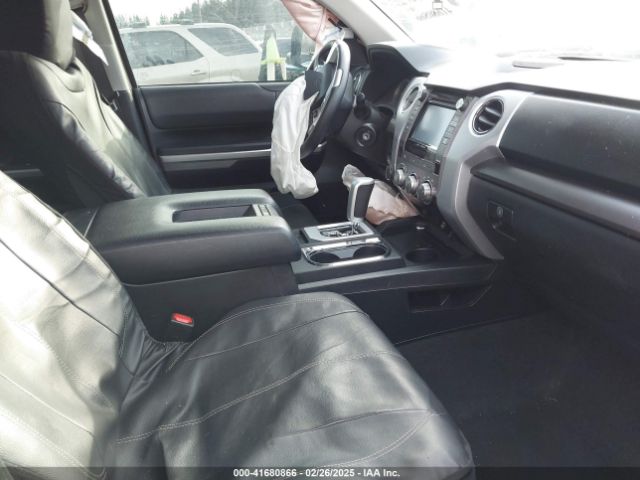 5TFUM5F11HX069429 Toyota Tundra Sr5 4.6l V8
