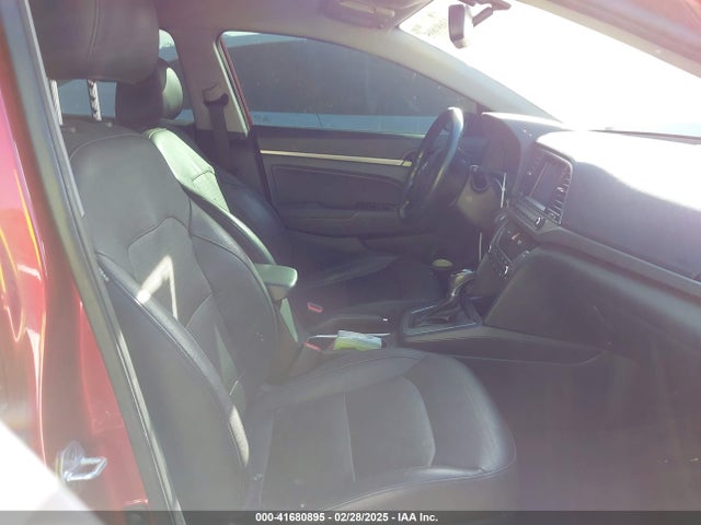 Hyundai Elantra Limited 2017 5NPD84LF6HH077942 Image 5