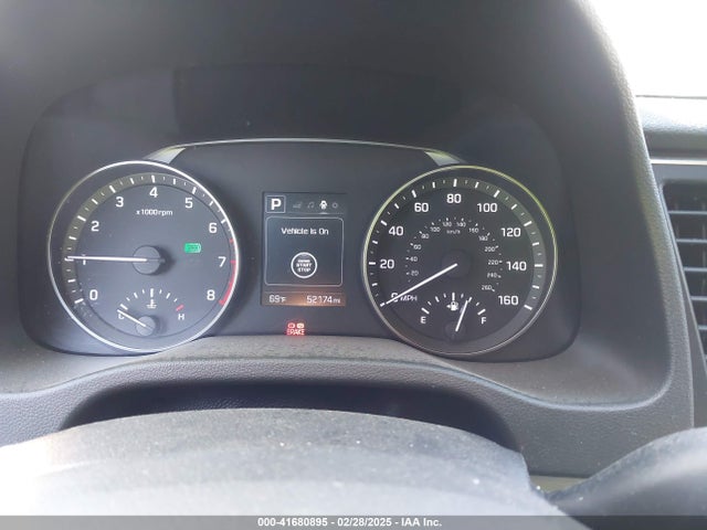 Hyundai Elantra Limited 2017 5NPD84LF6HH077942 Image 7