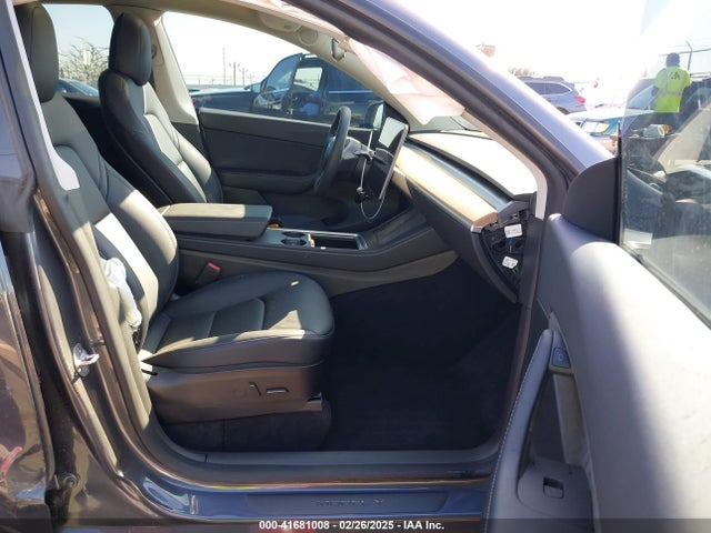 2022 TESLA MODEL Y 7SAYGDEF6NF408498 Photo 4