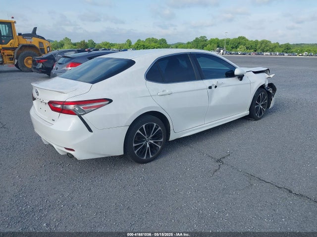 4T1B11HK2JU678336 Toyota CAMRY SE