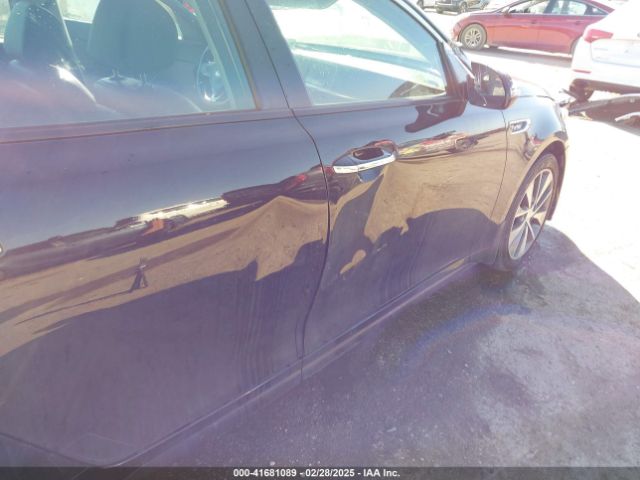 5XXGW4L2XHG145607 KIA Optima Sx Turbo