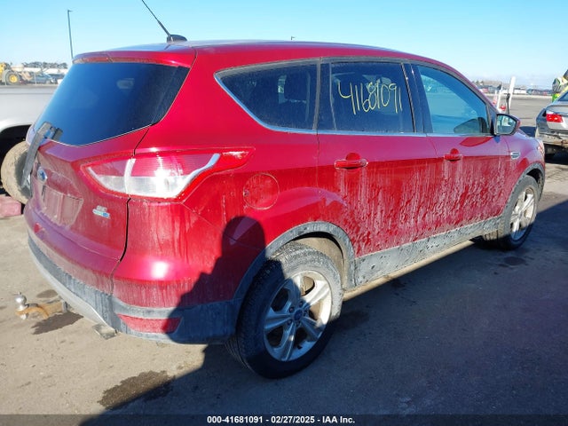 1FMCU9GX1FUB31007 Ford ESCAPE SE