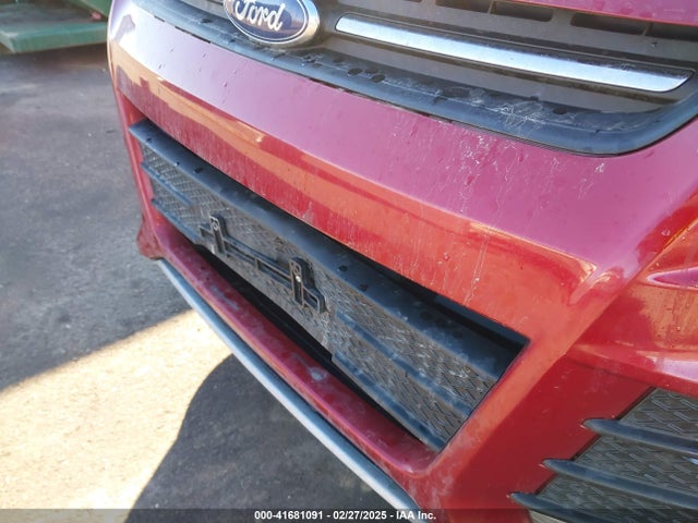 1FMCU9GX1FUB31007 Ford ESCAPE SE