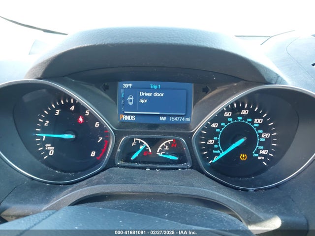 1FMCU9GX1FUB31007 Ford ESCAPE SE