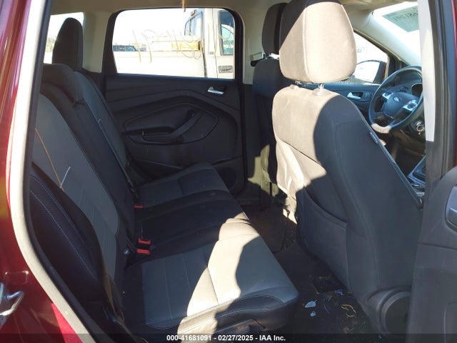 1FMCU9GX1FUB31007 Ford ESCAPE SE