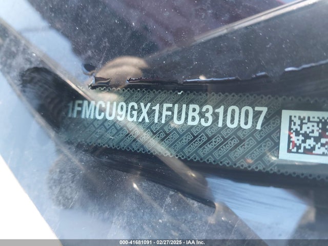 1FMCU9GX1FUB31007 Ford ESCAPE SE