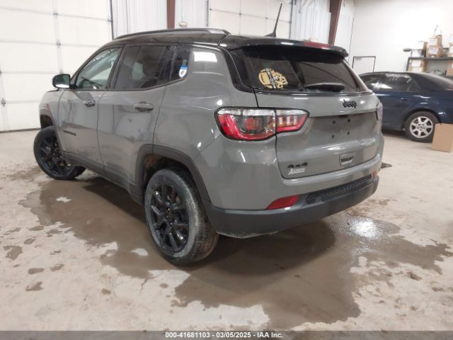 3C4NJDBN5RT588075 Jeep Compass Latitude 4x4