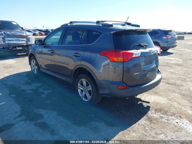 Toyota Rav4 Xle 2015 2T3WFREV5FW172613 Image 3