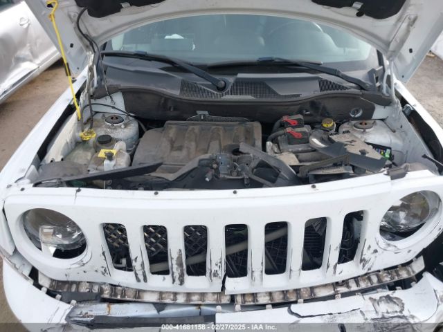1C4NJPBB7GD789096 Jeep 2016