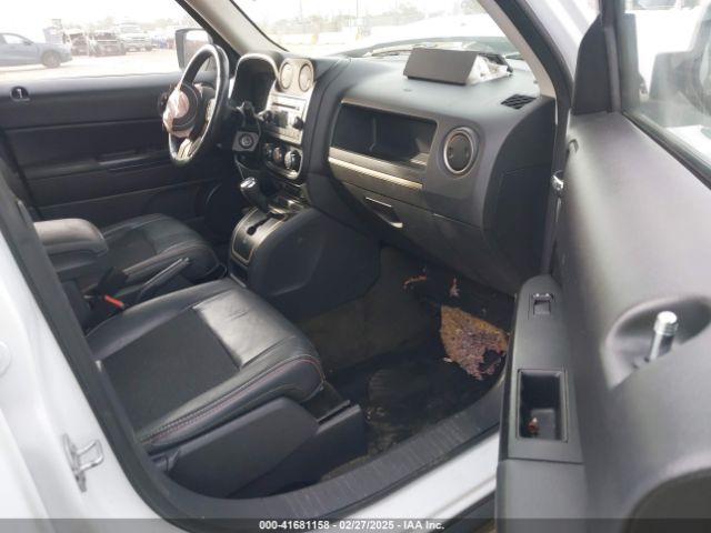 1C4NJPBB7GD789096 Jeep 2016