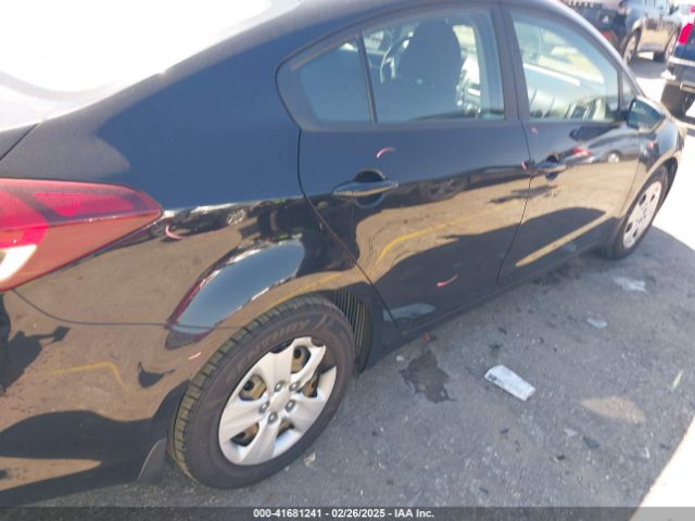 3KPFK4A70HE041755 KIA FORTE LX