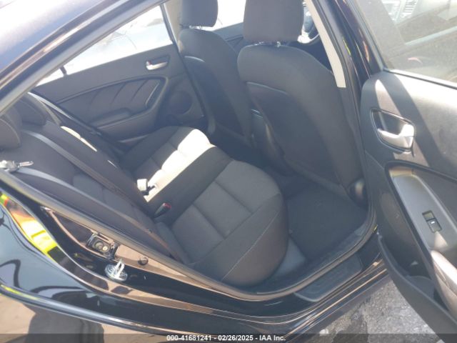 3KPFK4A70HE041755 KIA FORTE LX