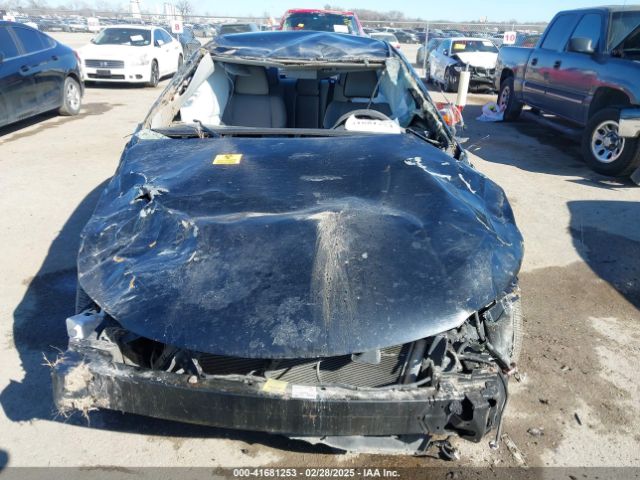 4T1BF1FK2HU800028 Toyota CAMRY SE