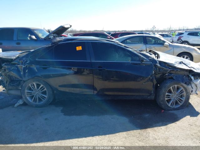 4T1BF1FK2HU800028 Toyota CAMRY SE