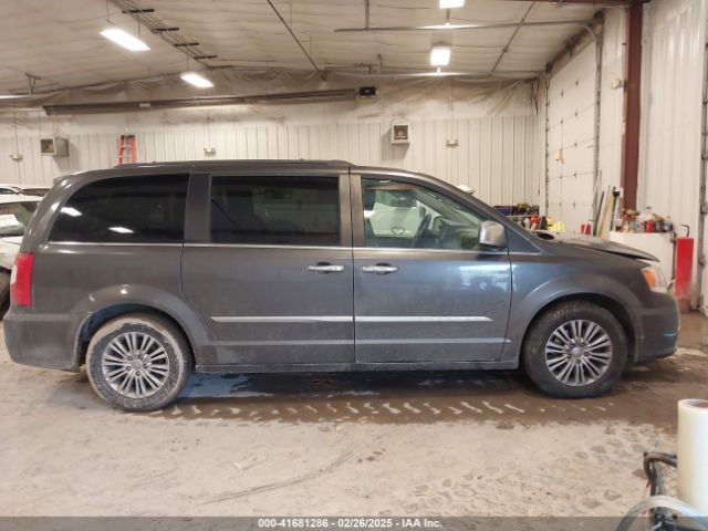 2C4RC1CG2GR305948 Chrysler Town & Country Touring-l
