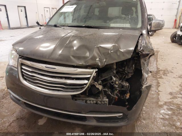 2C4RC1CG2GR305948 Chrysler Town & Country Touring-l