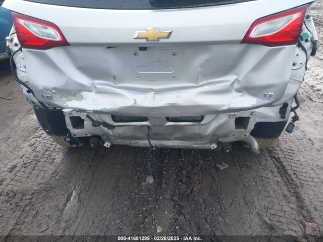 3GNAXJEV9JS577153 Chevrolet EQUINOX LT