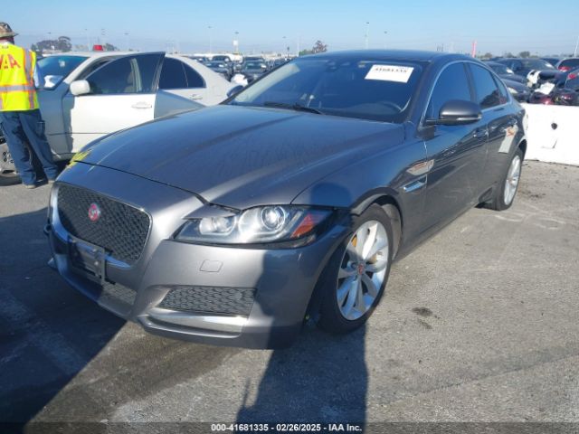 SAJBD4BN7HCY43301 Jaguar Xf 20d Premium