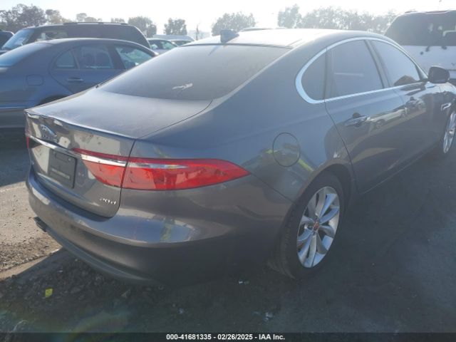 SAJBD4BN7HCY43301 Jaguar Xf 20d Premium