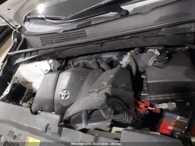 5TDDZRFH9KS932609 Toyota Highlander Limited