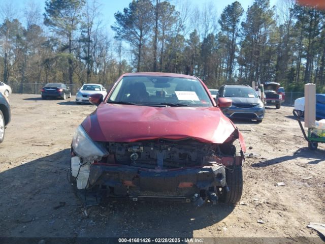 3MYDLBYV9KY502584 Toyota YARIS LE
