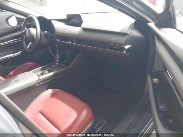 JM1BPBLMXR1652534 Mazda Mazda3 Hatchback 2.5 S Carbon Edition
