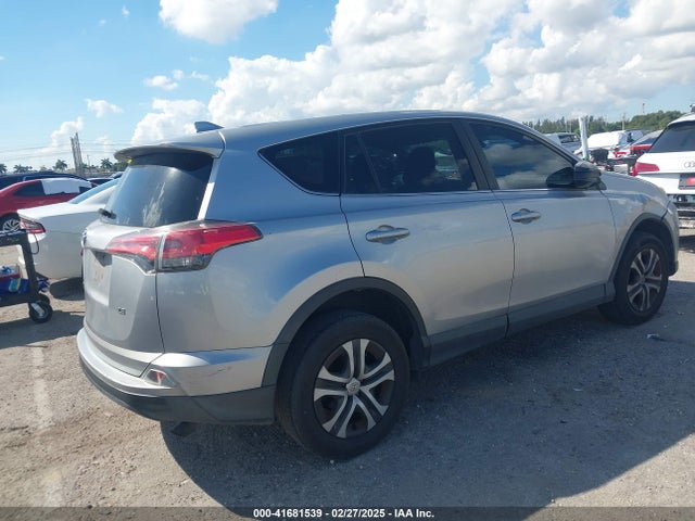 2T3ZFREV4JW422588 Toyota RAV4 LE