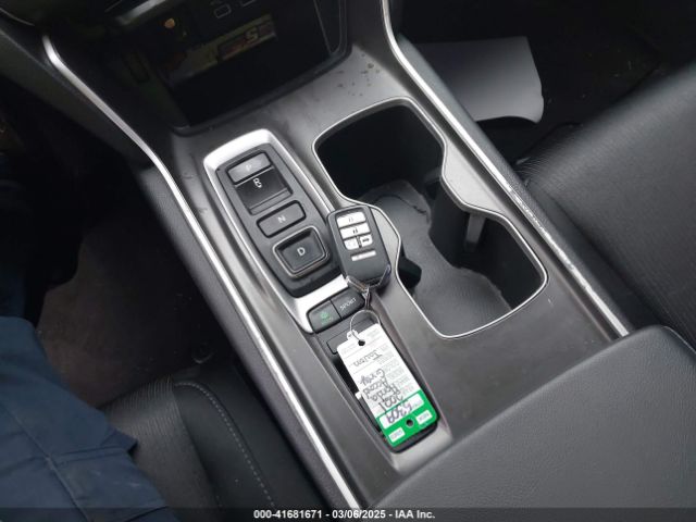 1HGCV3F17MA004631 Honda ACCORD HYBRID