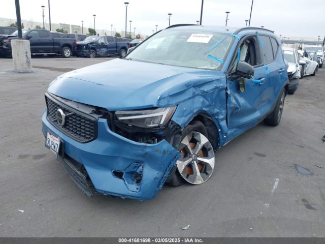 YV4L12UL2R2206994 Volvo Xc40 B5 Plus Dark Theme