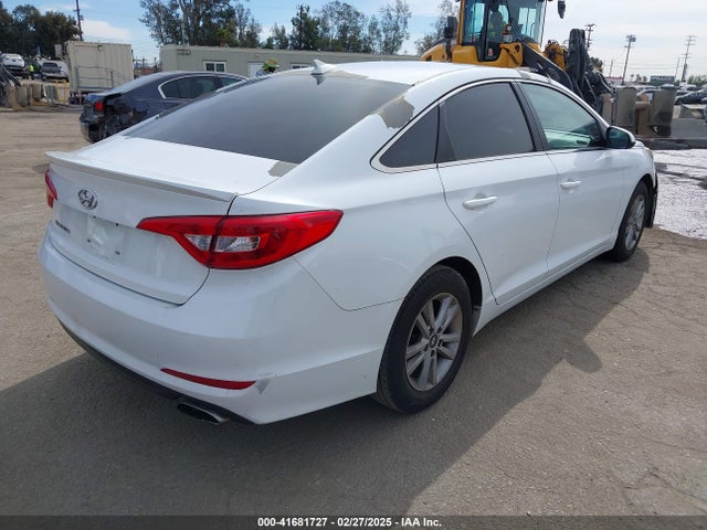 5NPE24AF5FH166858 Hyundai SONATA SE