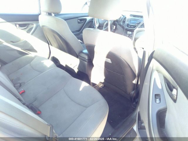 KMHDH4AE0GU576018 Hyundai ELANTRA SE