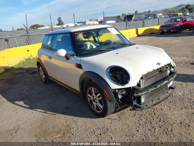 2012 MINI COOPER WMWSU3C52CT369030 Photo 0
