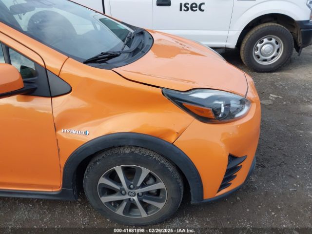 JTDKDTB38J1618412 Toyota Prius C Two