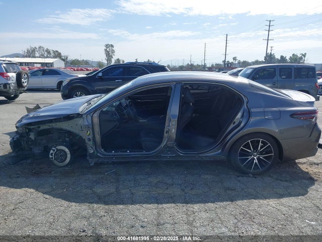 4T1G11AK6MU553991 Toyota CAMRY SE