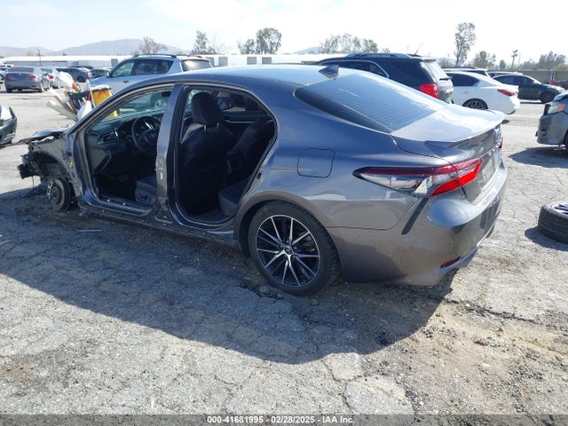 4T1G11AK6MU553991 Toyota CAMRY SE