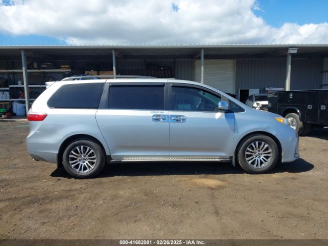 5TDYZ3DCXKS977693 Toyota Sienna Xle Premium 8 Passenger