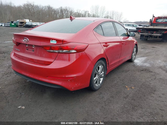KMHD84LF8HU137060 Hyundai ELANTRA SE