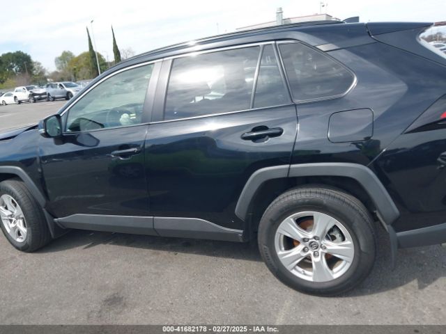JTMW1RFV7KJ011556 Toyota Rav4 Xle