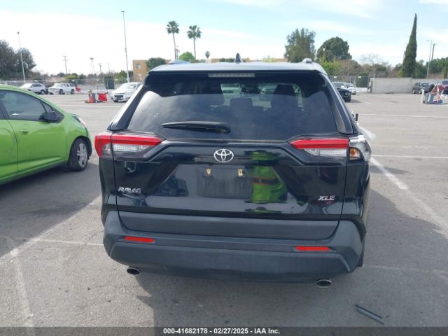 JTMW1RFV7KJ011556 Toyota Rav4 Xle