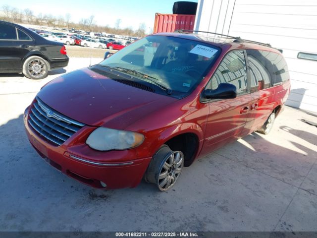 2005 CHRYSLER TOWN & COUNTRY 2C8GP54L65R233842 Photo 1