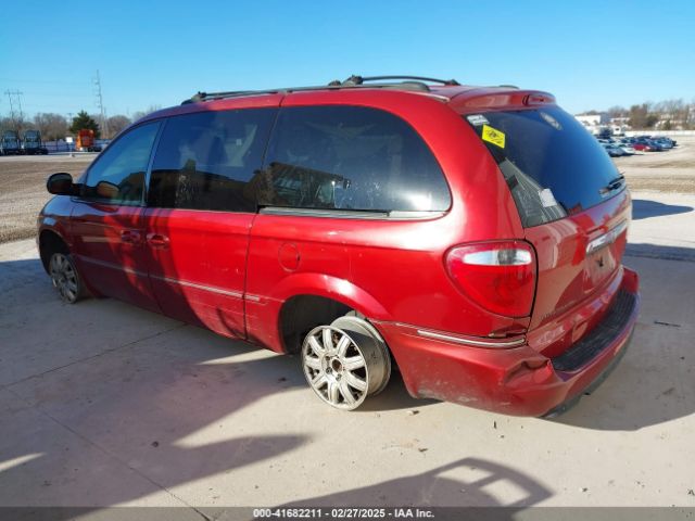 2005 CHRYSLER TOWN & COUNTRY 2C8GP54L65R233842 Photo 2